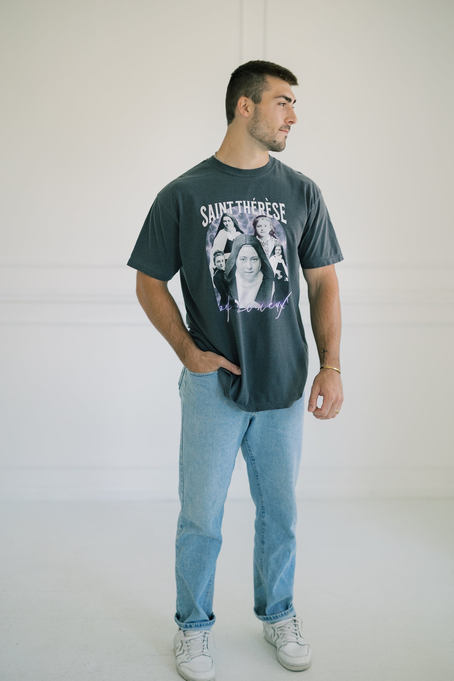Saint Thérèse of Lisieux T-shirt