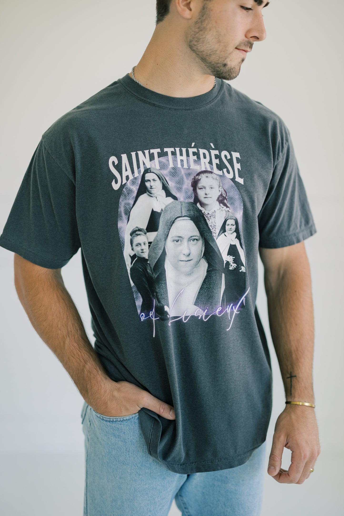 Saint Thérèse of Lisieux T-shirt